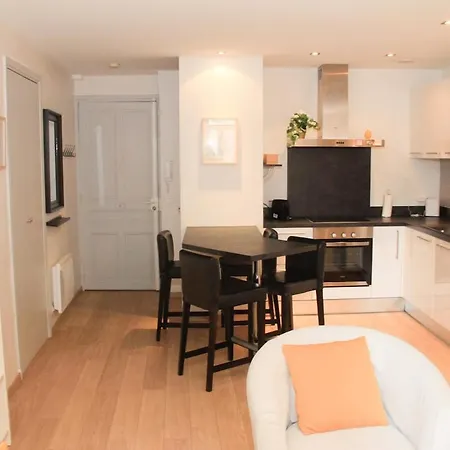 T2 - 4 Couchages - Hyper Centre Apartment