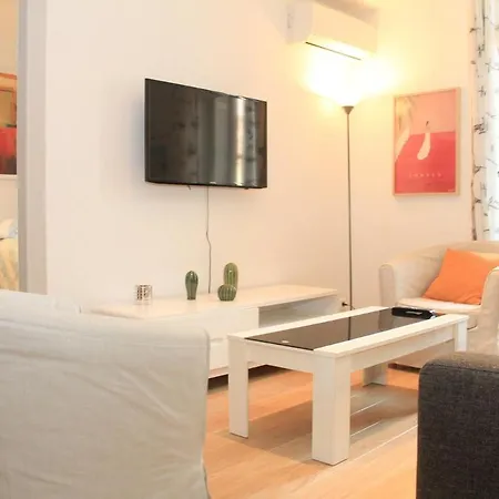 Apartment T2 - 4 Couchages - Hyper Centre